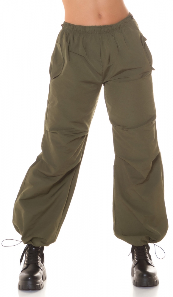 Pantaloni cargo la moda larg