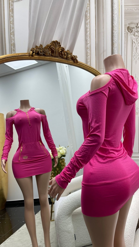 Rochie mini cu maneca lunga sexy decupaje